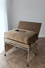 Load image into Gallery viewer, Posing Set: Baby Fox Cub & Table