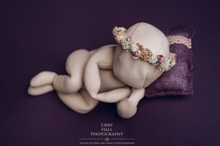 Load image into Gallery viewer, Posing Doll Bella