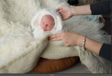 Load image into Gallery viewer, Beanbag with Built-In Backdrop Complete Set - Eco Leather, Travel Size