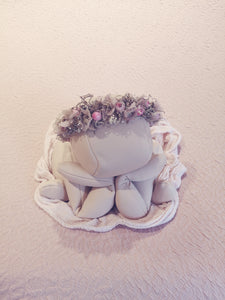 Baby Fox Foldable Newborn Posing Table set with a Mattress - Eco Leather