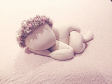 Load image into Gallery viewer, Foldable Newborn Posing Table - Velour
