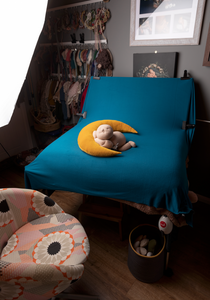 Foldable Newborn Posing Table - Velour